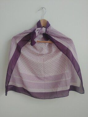 Vintage Meunier made in Italy lightweight square purple scarf rolled edges